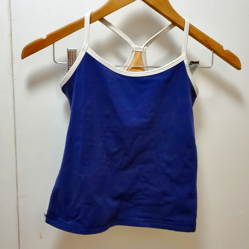 Women Lululemon tank top